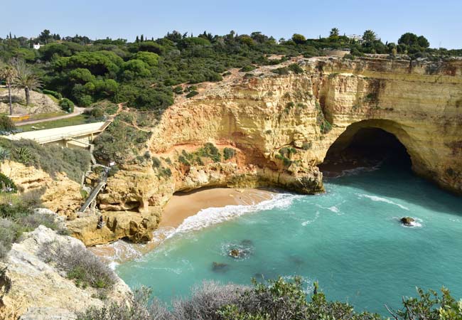 La Praia de Vale Covo alla fine del sentiero escursionistico Sete Vales Suspensos