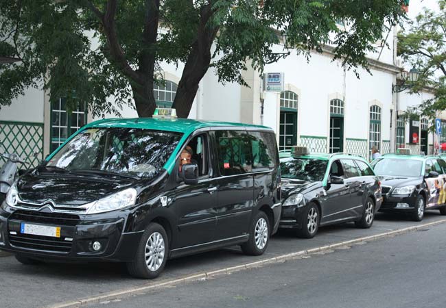 Taxi a otto posti a Faro