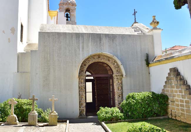 Igreja do Carmo Capela dos Ossos